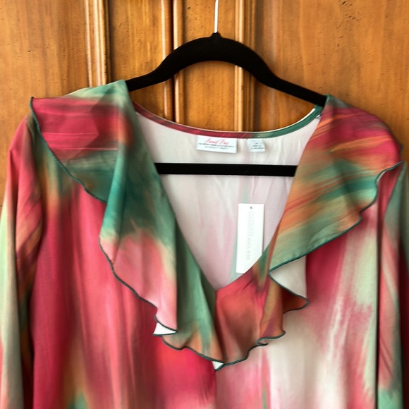 Beautiful tie dye top - Picture 3 of 7